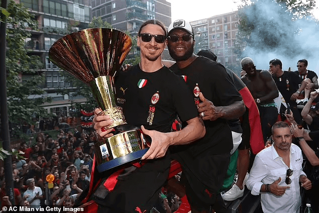 Puma AC Milan CAMPIONI D'ITALIA Celebrative 2021 Jersey