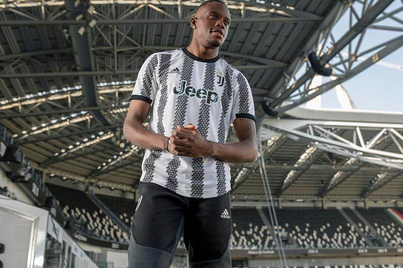 juventus 2022 kit .jpg